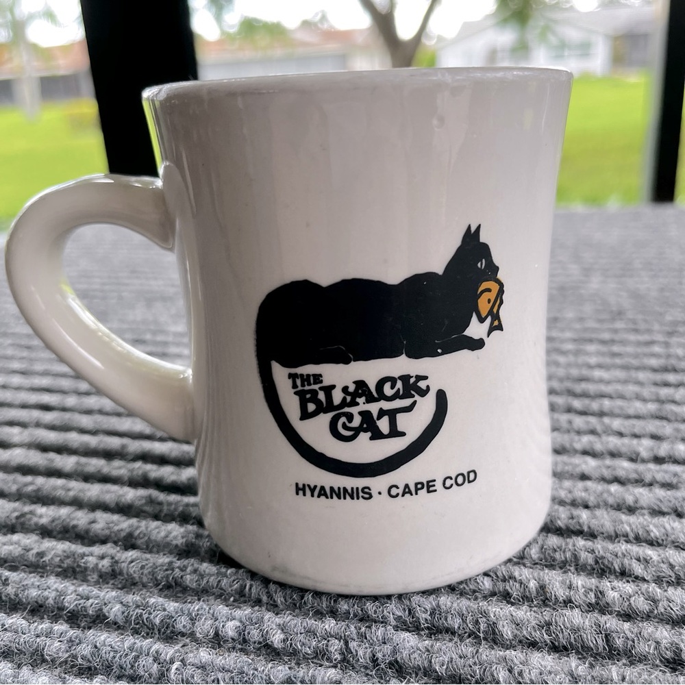 The Black Cat Tavern Mug 12 Oz Cape Cod Hyannis M Ware
